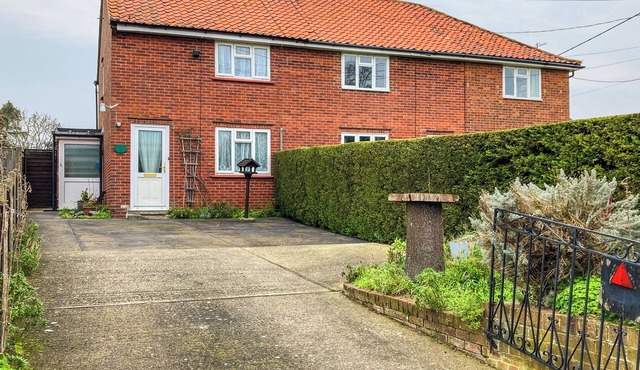 3 bedroom accommodation in Westleton