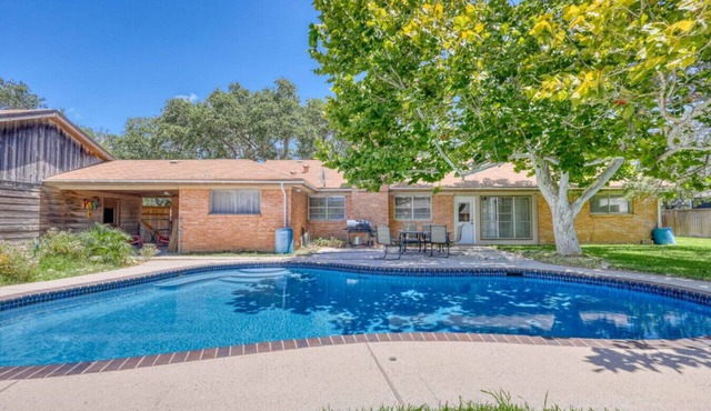 3 bedroom accommodation in Ingleside