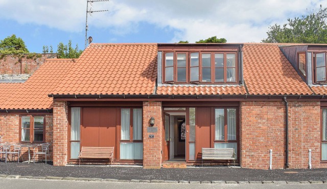 3 bedroom accommodation in Waren Mill, near Bamburgh