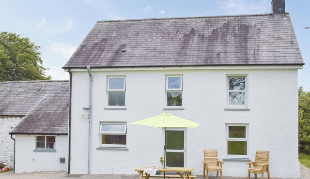 3 bedroom accommodation in Brechfa