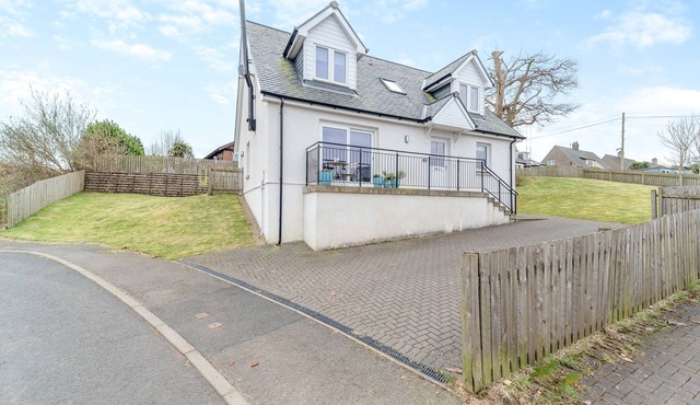 3 bedroom accommodation in Brodick