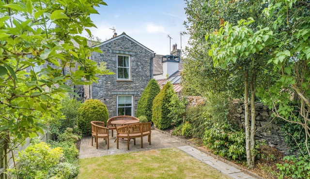 3 bedroom accommodation in Cartmel