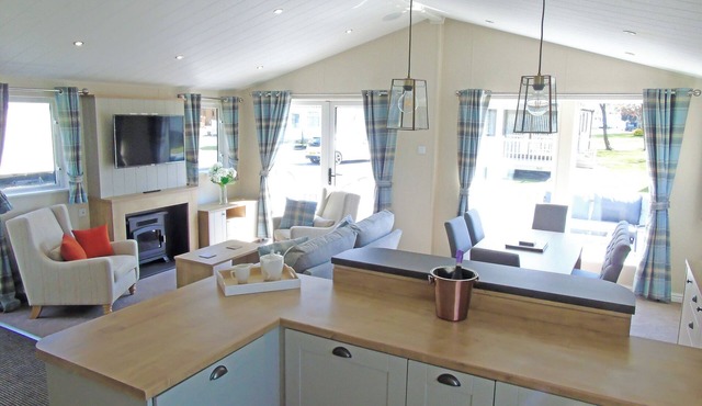 3 bedroom accommodation in Chester