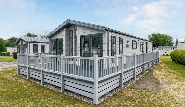 3 bedroom accommodation in Chester