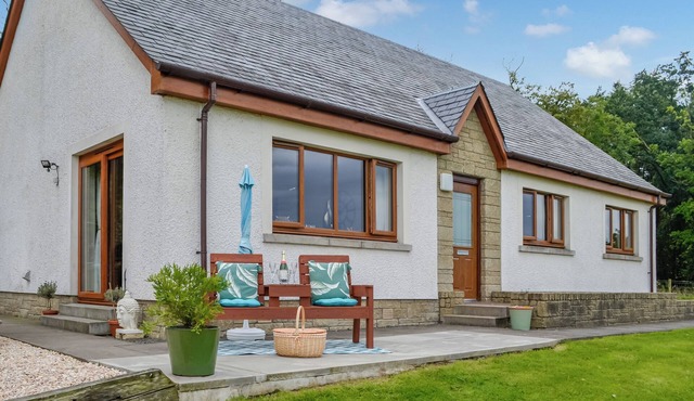 3 bedroom accommodation in Cumnock