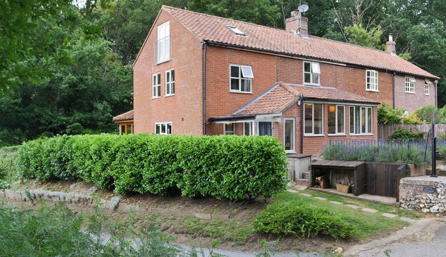 3 bedroom accommodation in Elsing, near Dereham