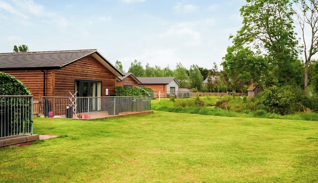 3 bedroom accommodation in Flaxton