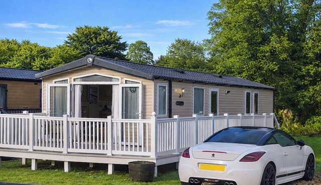 3 bedroom accommodation in Fritton