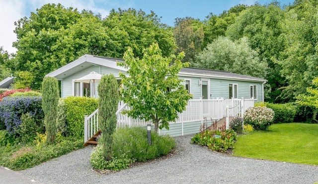 3 bedroom accommodation in Mercia Marina, Willington