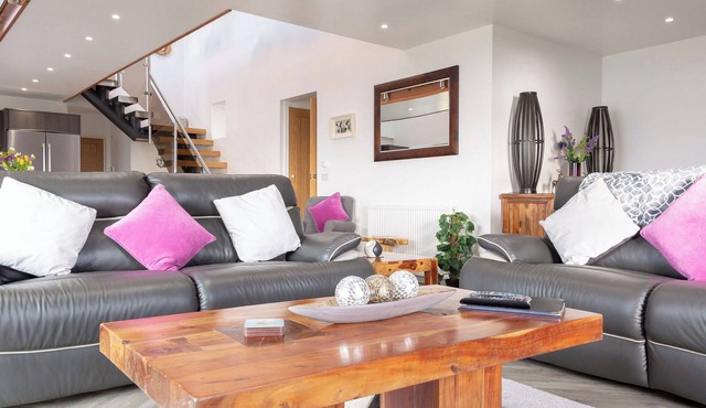 3 bedroom accommodation in Port Lamont, near Dunoon