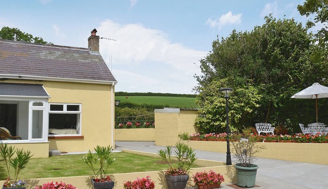 3 bedroom accommodation in Kidwelly