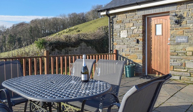 3 bedroom accommodation in Dihewyd, near Aberaeron