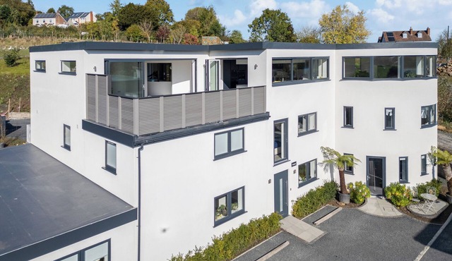 3 bedroom accommodation in Cradley, near Malvern