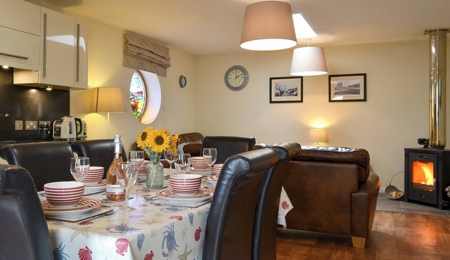 3 bedroom accommodation in Allonby, near Maryport