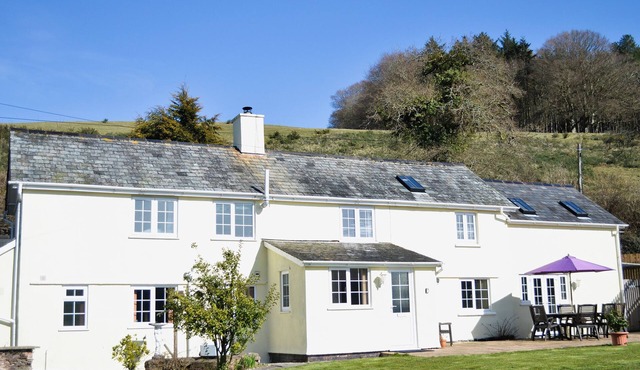 3 bedroom accommodation in Luxborough, Watchet