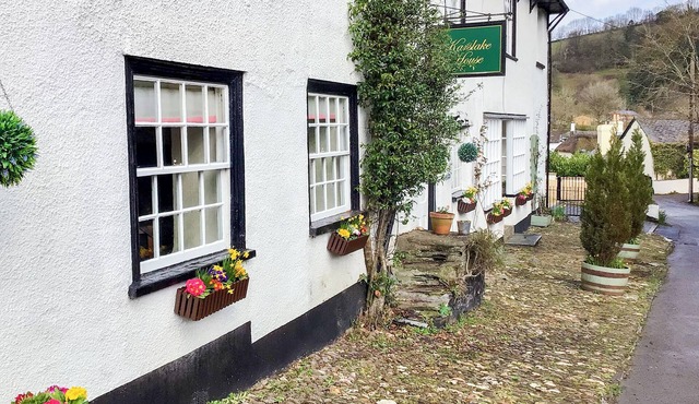 3 bedroom accommodation in Winsford, near Dulverton