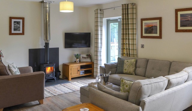 3 bedroom accommodation in Burgham Park, near Felton