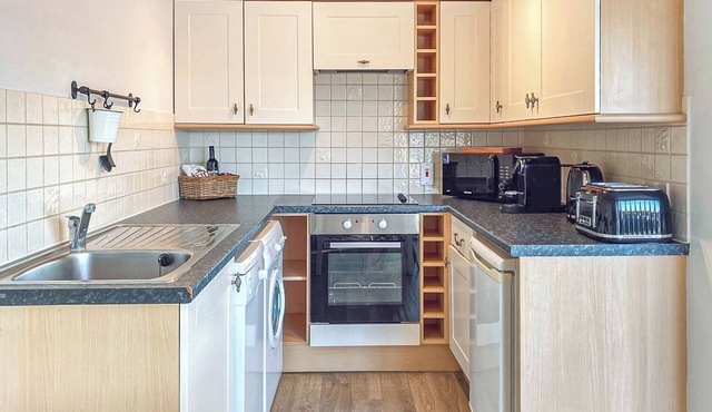 3 bedroom accommodation in Brundall, Norwich