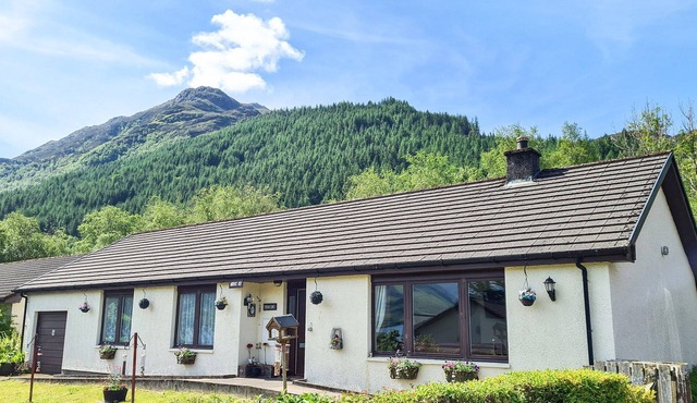 3 bedroom accommodation in Ratagan