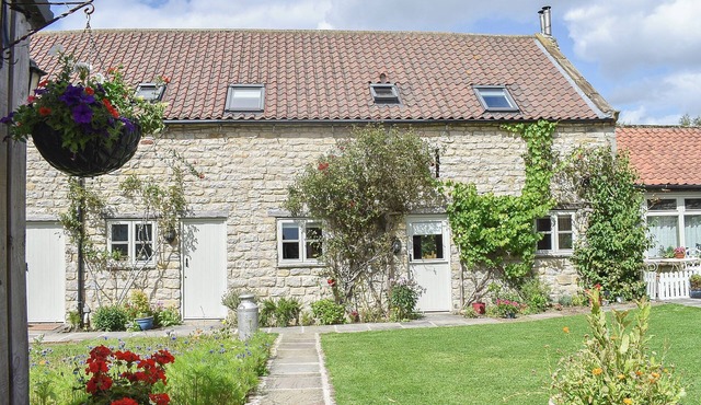 3 bedroom accommodation in Little Edstone, near Pickering