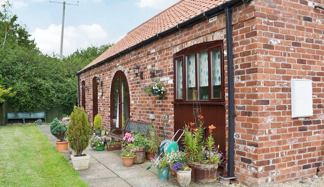 3 bedroom accommodation in Laytham, near York