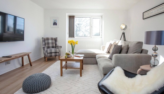 3 bedroom accommodation in Torquay