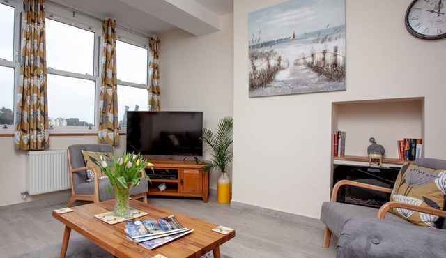 3 bedroom accommodation in Torquay
