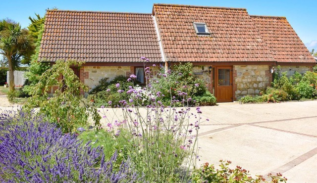 3 bedroom accommodation in Chale, near Ventnor