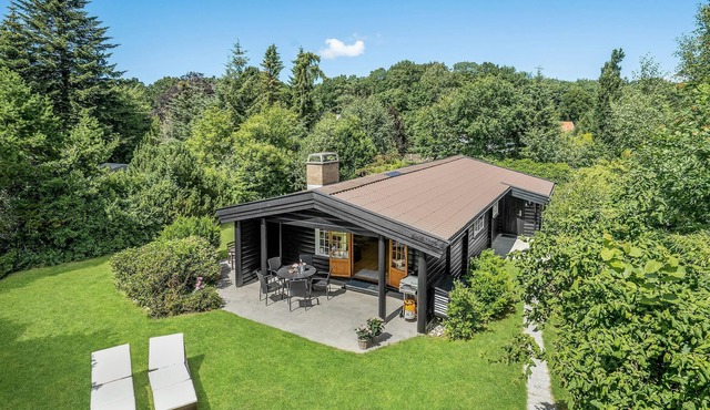 3 bedroom accommodation in Hornbæk