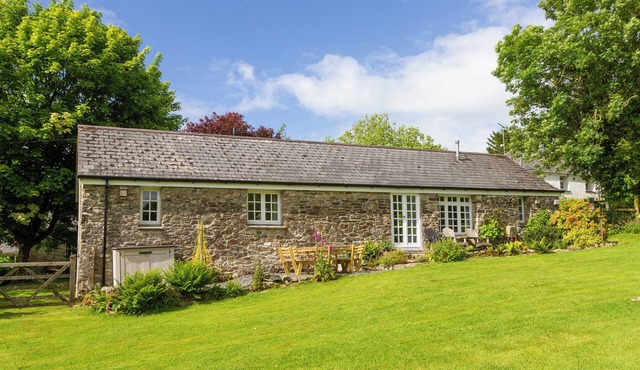 3 bedroom accommodation in Advent