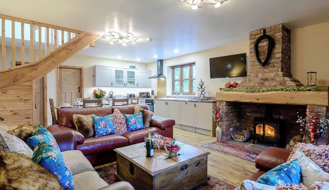 3 bedroom accommodation in Brandesburton, near Driffield