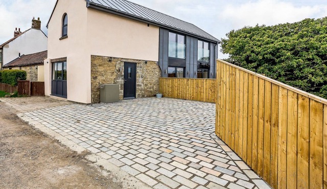 3 bedroom accommodation in Kirkbridge, near Crakehall