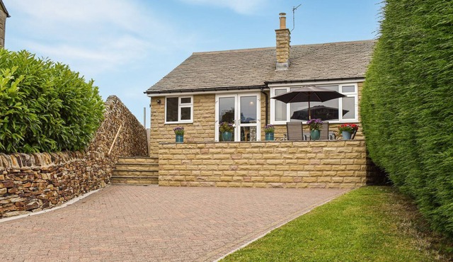 3 bedroom accommodation in Buxton