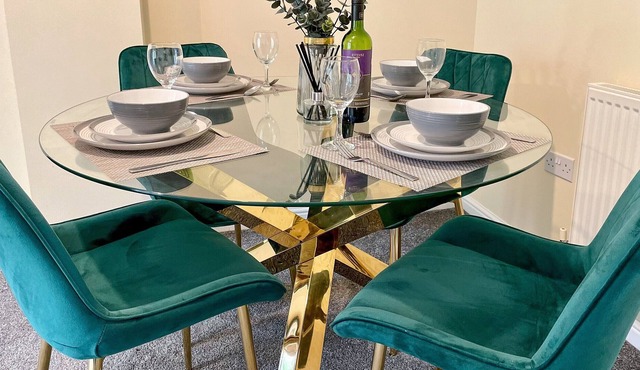 3 bedroom accommodation in Buxton