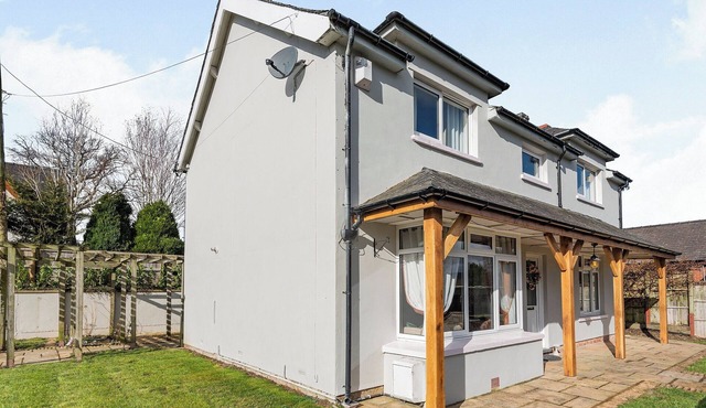 3 bedroom accommodation in Carno