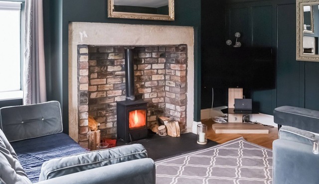 3 bedroom accommodation in Catton