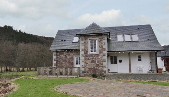 3 bedroom accommodation in Comrie, near Crieff