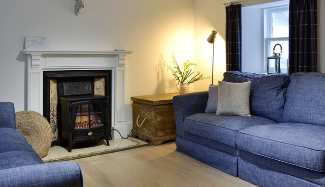 3 bedroom accommodation in Cullen