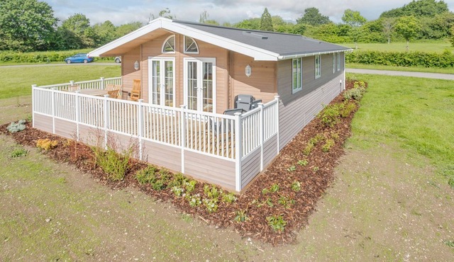 3 bedroom accommodation in Mercia Marina, Willington