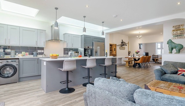 3 bedroom accommodation in Quebec, Near Durham