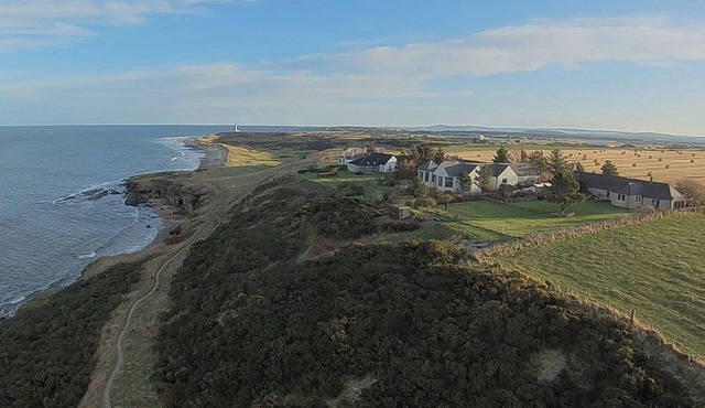 3 bedroom accommodation in Elgin