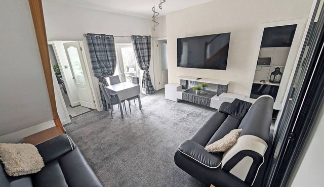 3 bedroom accommodation in Girvan