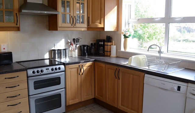 3 bedroom accommodation in Lochinver, near Baddidarach