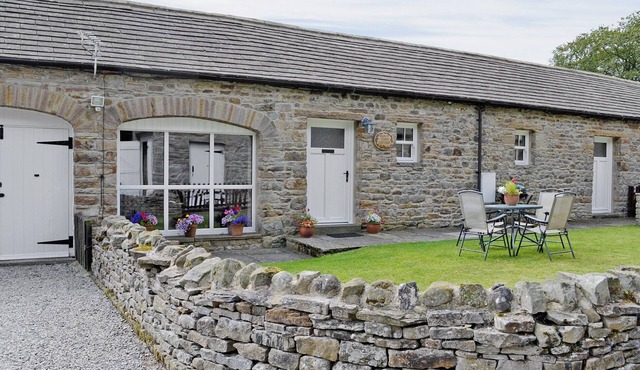 3 bedroom accommodation in Carperby, near Leyburn