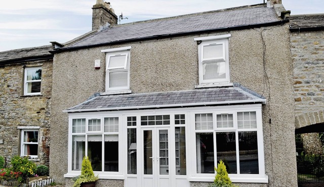 3 bedroom accommodation in West Burton, near Leyburn