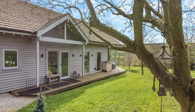 3 bedroom accommodation in Norwood, near Harrogate