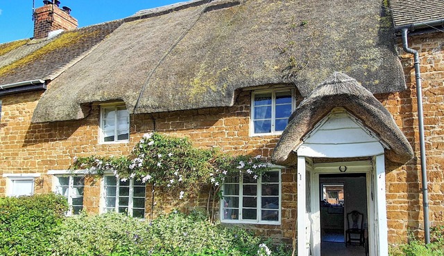 3 bedroom accommodation in Oxhill