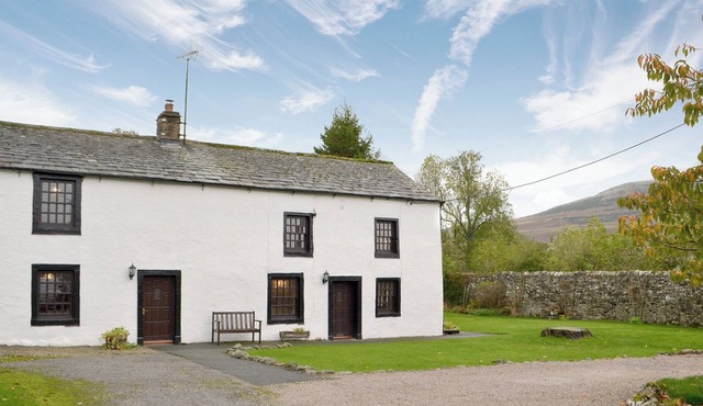 3 bedroom accommodation in Bampton Grange, near Pooley Bridge