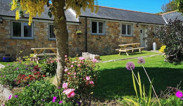 3 bedroom accommodation in Mawla, near Porthtowan