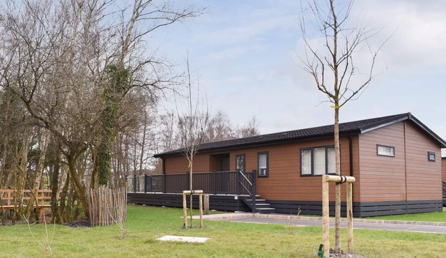 3 bedroom accommodation in Landford, near Salisbury